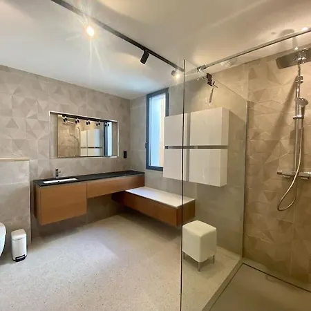 Romane Piscine Proche Circuit 24h *