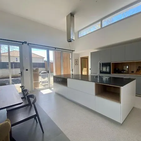 Romane Piscine Proche Circuit 24h וילה